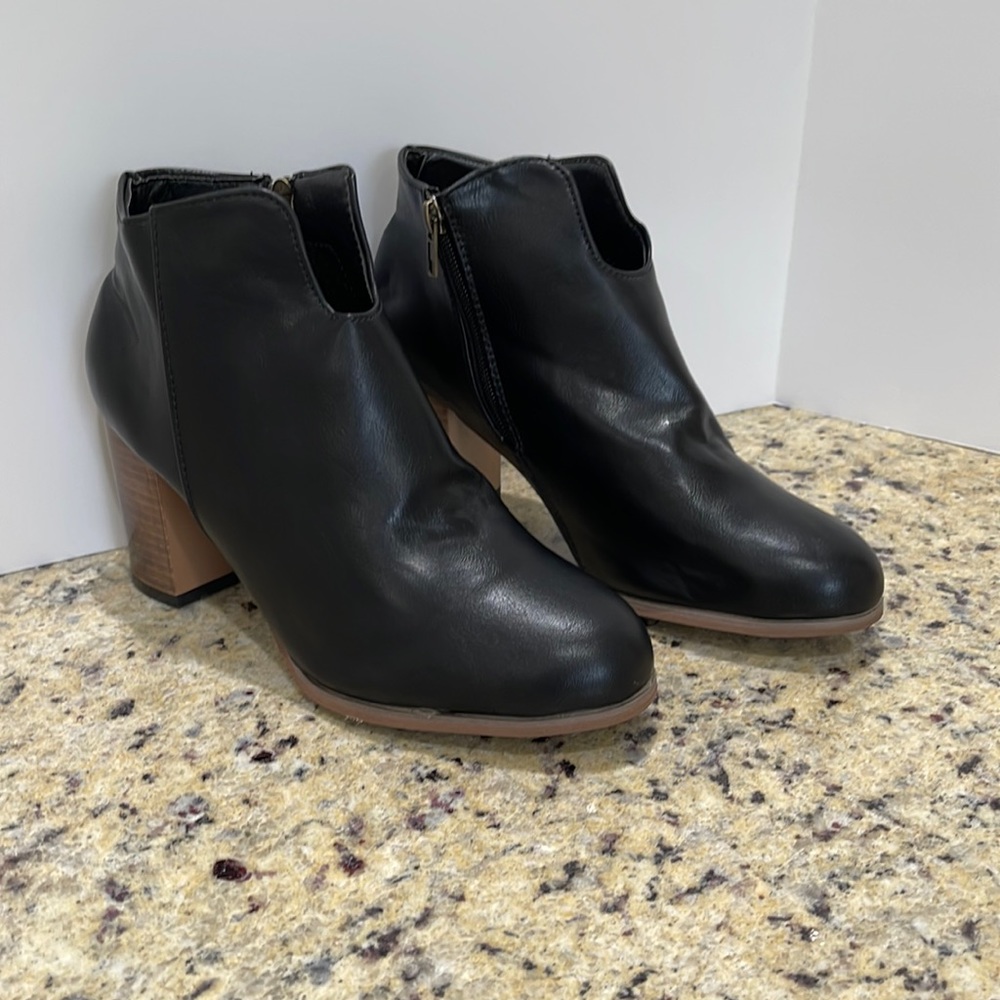 Black Booties NWOT